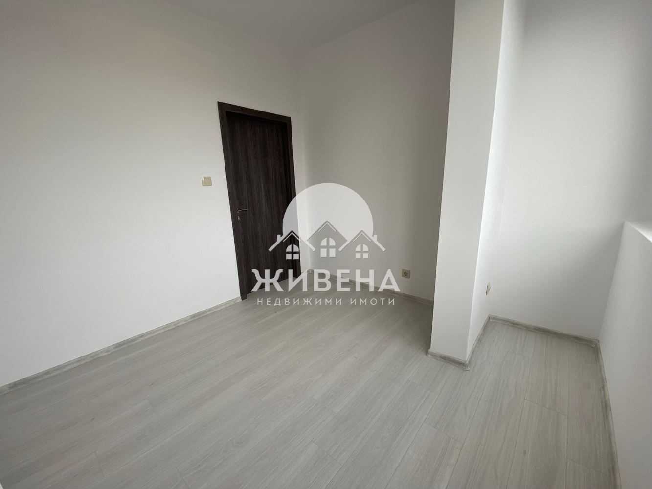 Продавам панелен апартамент, 60 кв.м, кв. Трошево, до бивш Пфое мол