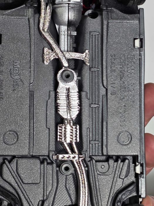 Macheta Auto 1/18 Maisto BMW 325i Alb