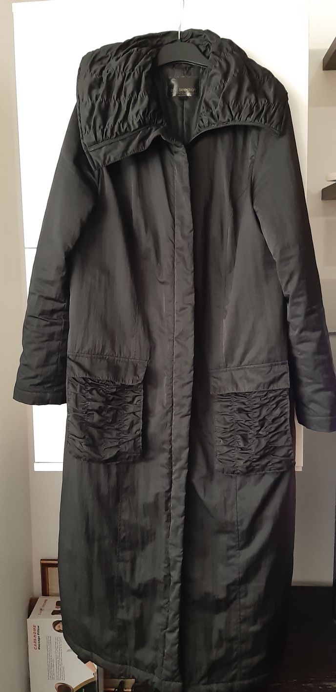 Geaca lunga dama,din fas ,impermeabila,Germania L/XL