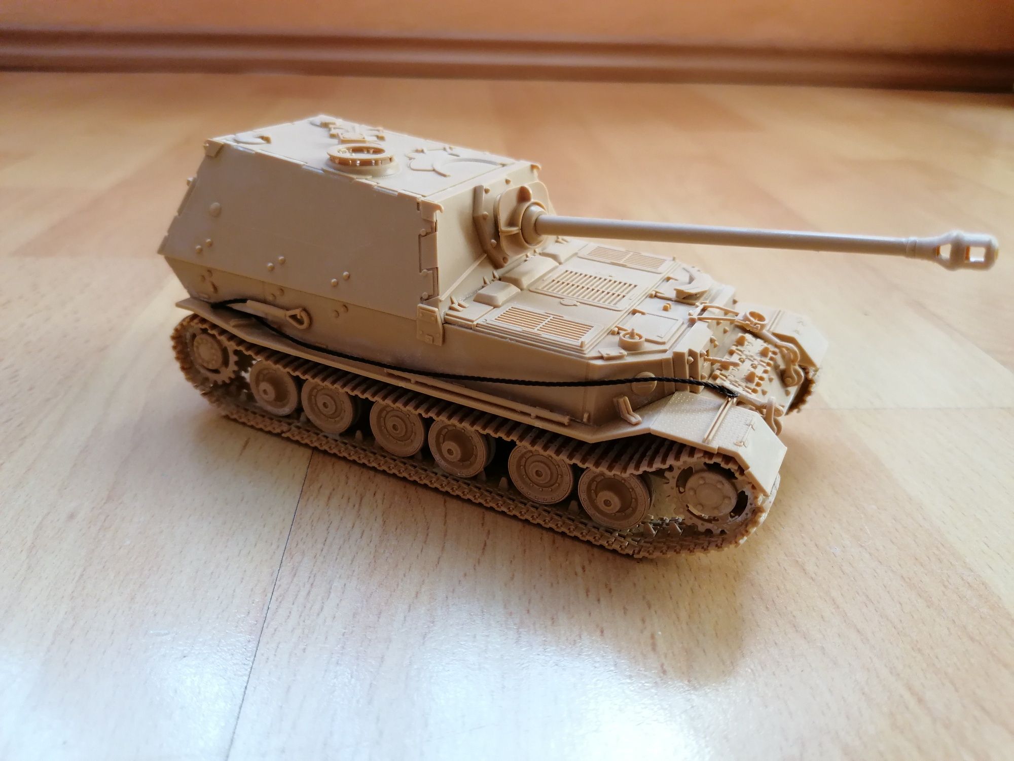 Модели на танкове 1/48