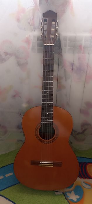 Продам гитару Yamaha с40 (либо обмен на ноутбук)