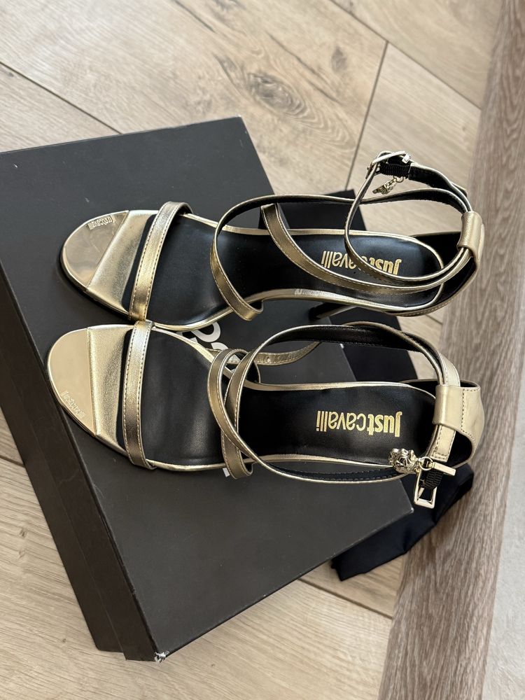Сандали Just Cavalli НОВИ