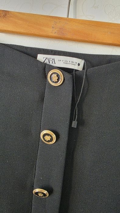 Пола ZARA чисто нова