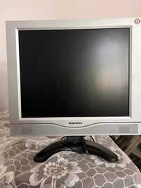Monitor LCD TN Daewoo LM17A 43 cm 17" 1280 x 1024 pixeli 12 ms VGA