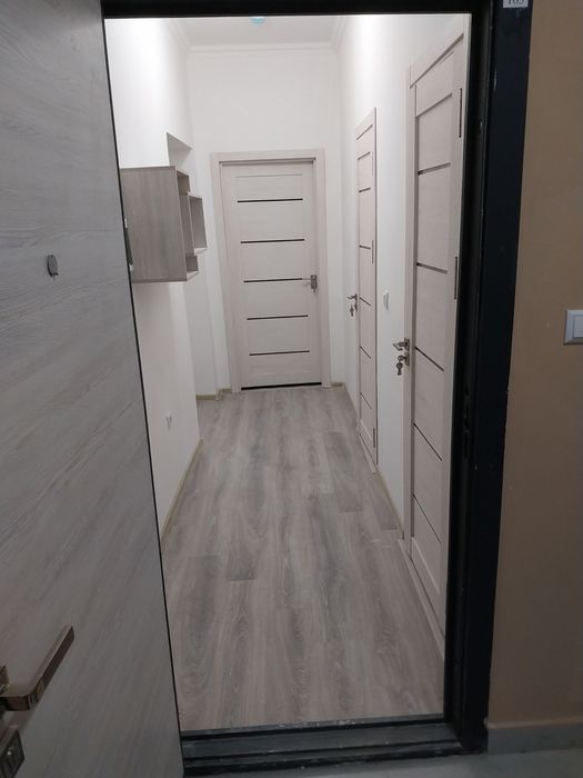 Сергели янги дархон 3/15/16. Срочно сотилади. 2 хонаданам арзон нархга