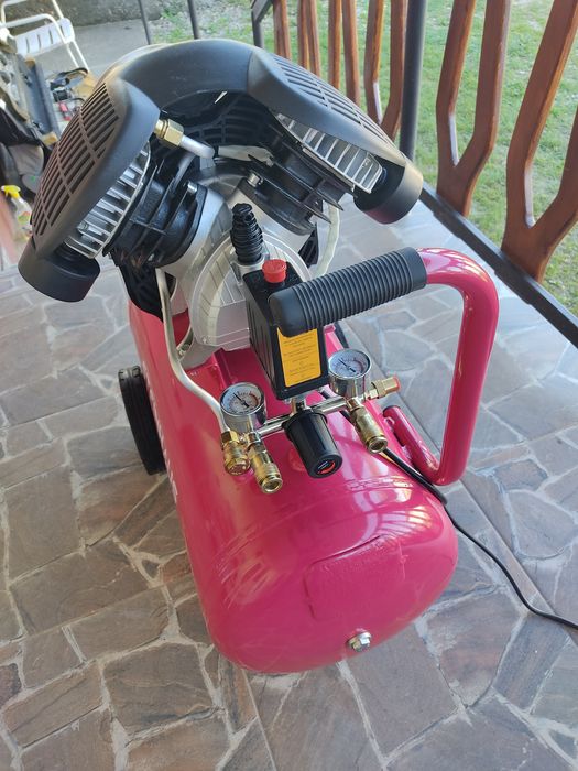Compresor aer 2 pistoane 50 L
