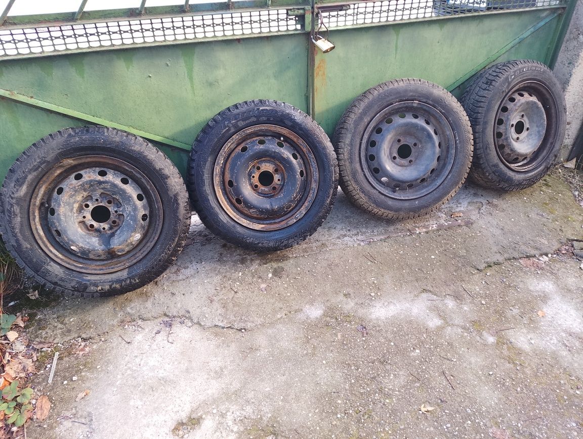 Зимни гуми с джанти 175/65R14