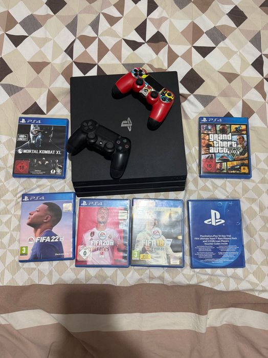 Play station 4 pro 1T