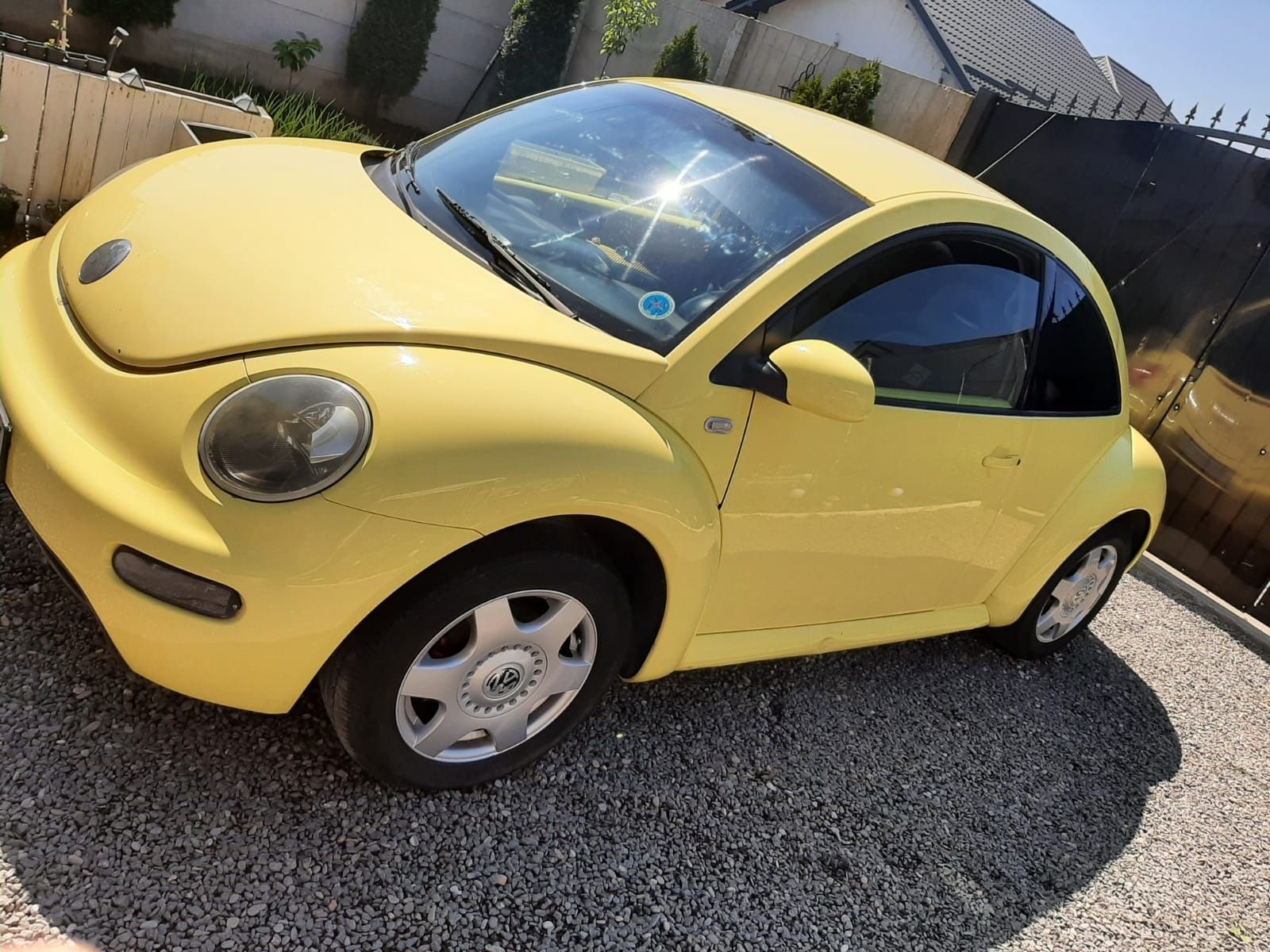 Volkswagen New Beetle