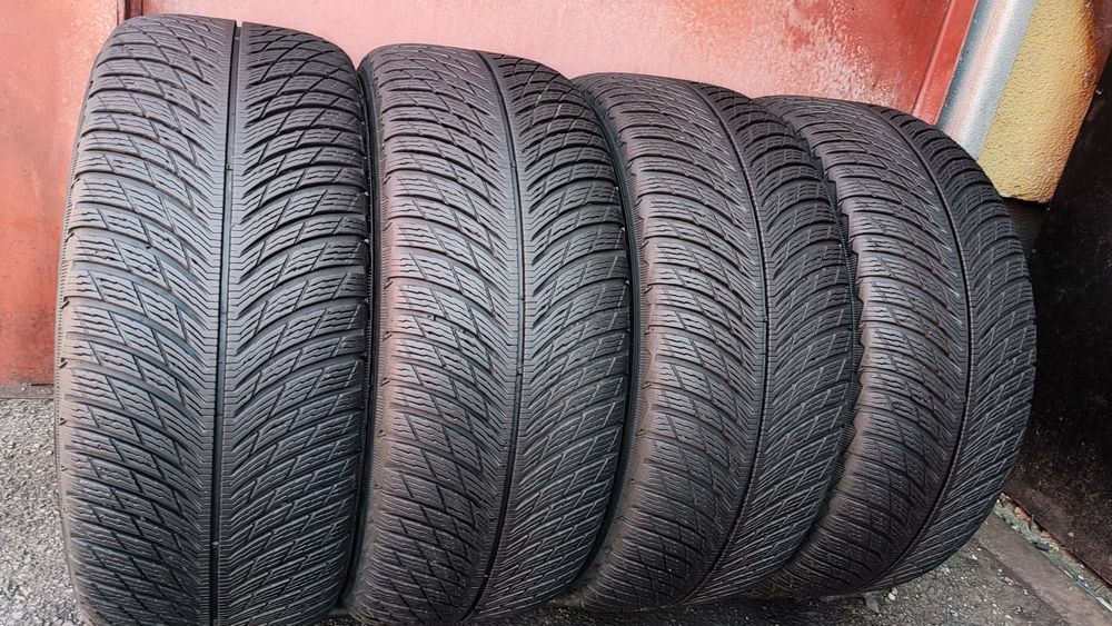 4бр. зимни гуми 235/45/18 Michelin Pilot Alpin 5 
dot23
6.97мм
Много д