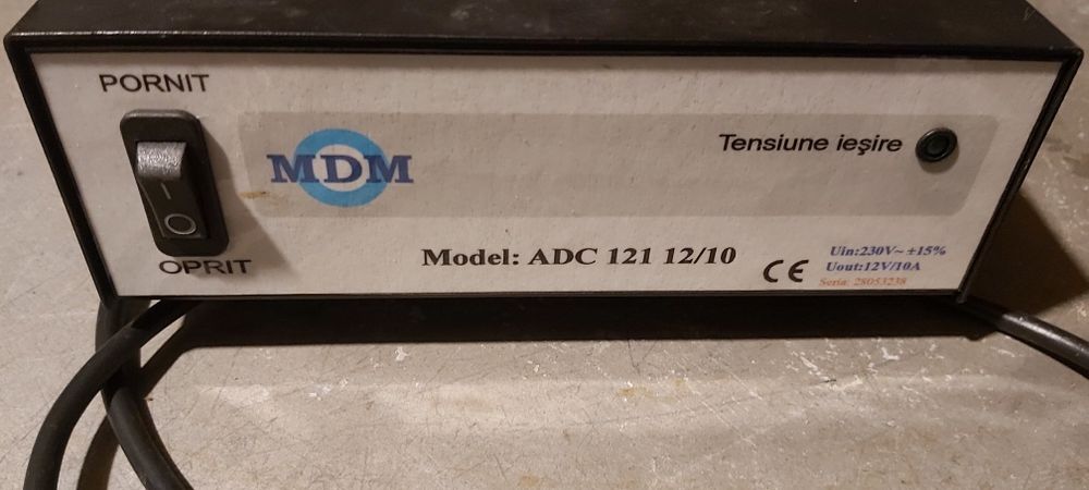 Sursa alimentare 12 v MDM,model ADC 121 12/10