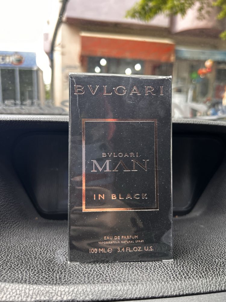 Vand Bvlgari Man in black