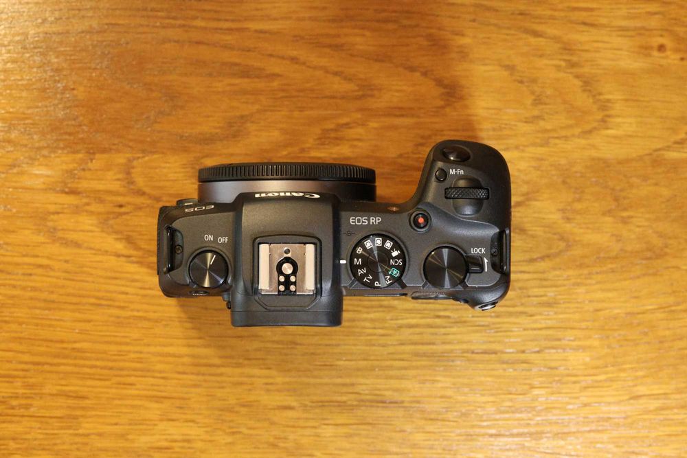 Canon EOS RP Aparat Mirrorless 26.2MP Full Frame 4K Body 2 acumulatori