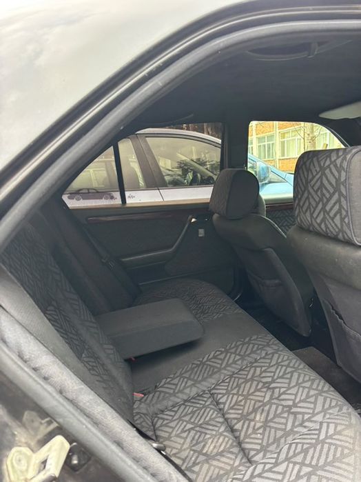 Продава се Mercedes Benz w202 c180