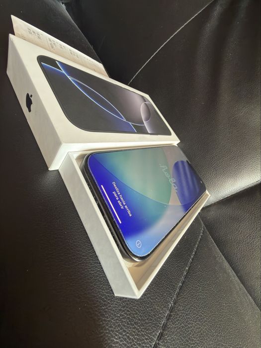 iPhone 16 pro Black Titanium 256gb
