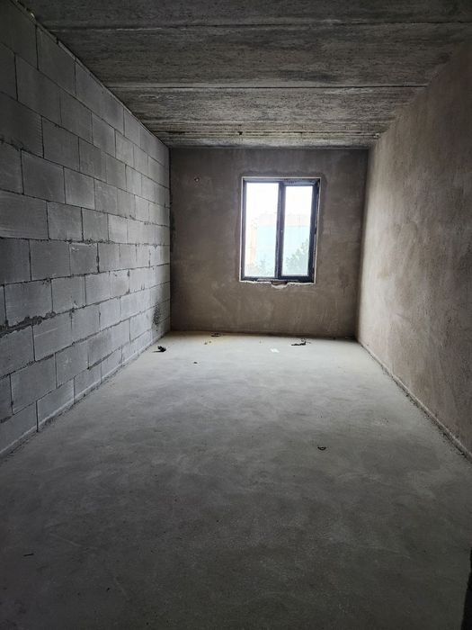 Квартира коробка  2 хонали сотилади