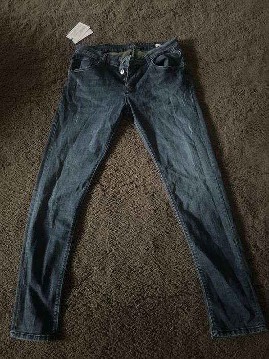 Blugi Valentino slim fit