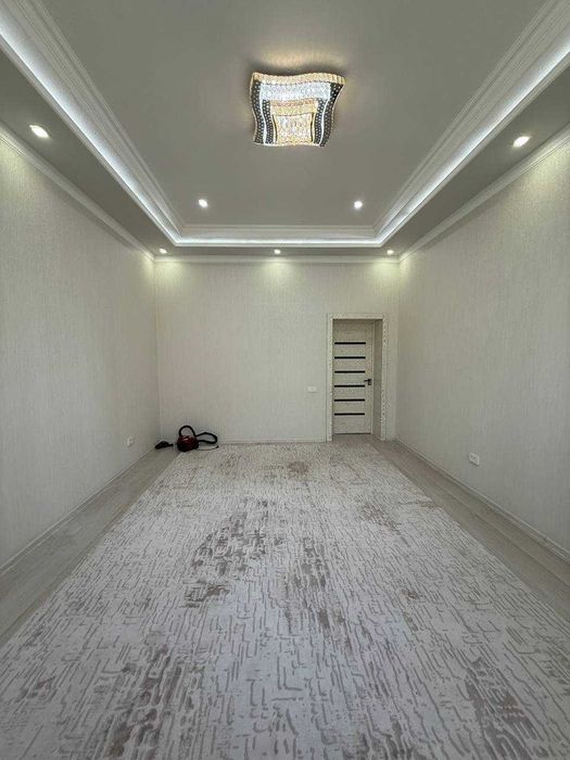 Сдается 3х комнатная квартира на 2 этаже Хамкор банк