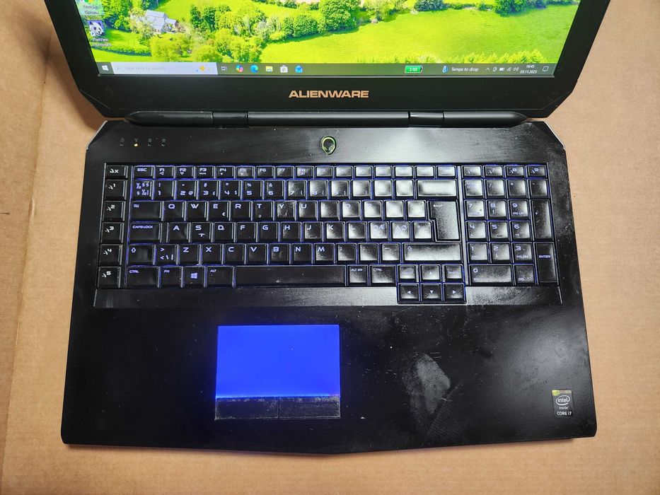 Dell Alienware 17 R2 – i7 / GTX 970M / SSD / 17" / Tastatură iluminată