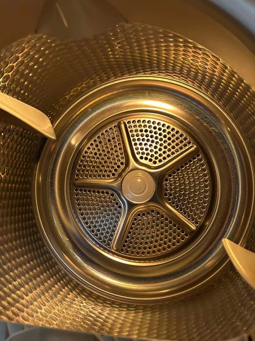 Кондензна сушилня Siemens модел WT46S510