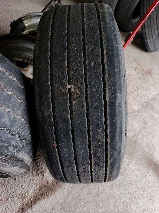 Гуми 385/65 R 22.5