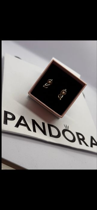 Pandora обеци Пандора