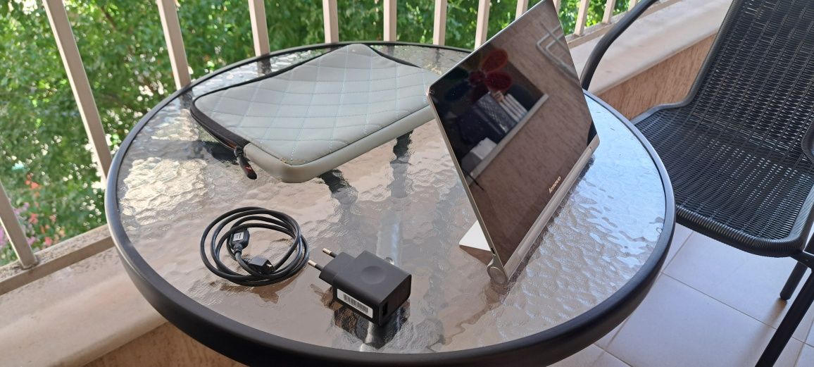 Таблет Lenovo Yoga Tab 10