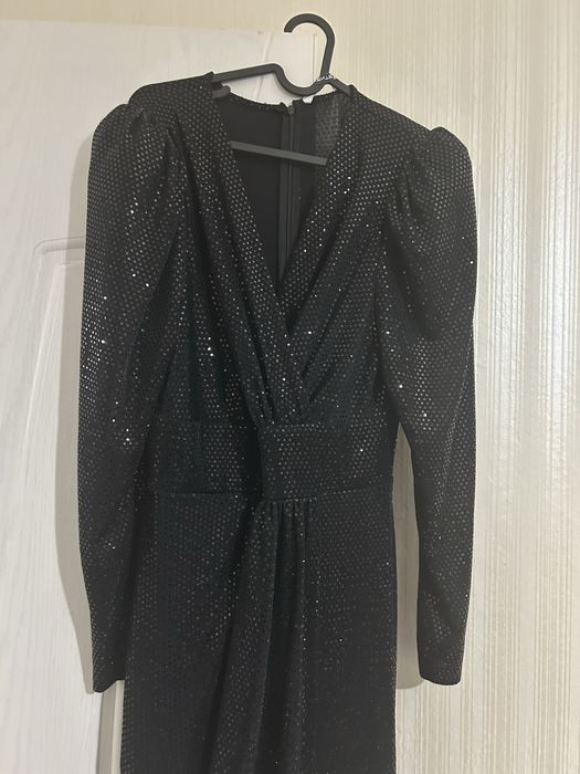 Чисто нова рокля с пайети размер Хл