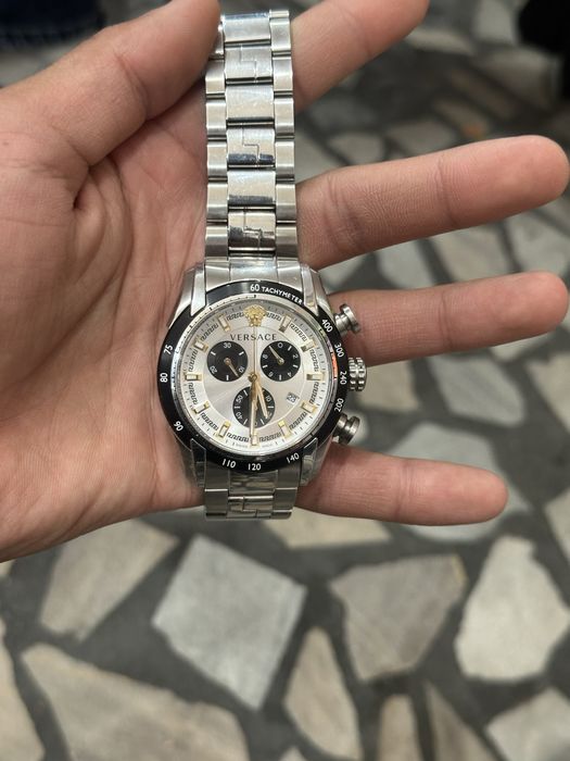 versace soat arginal sotiladi