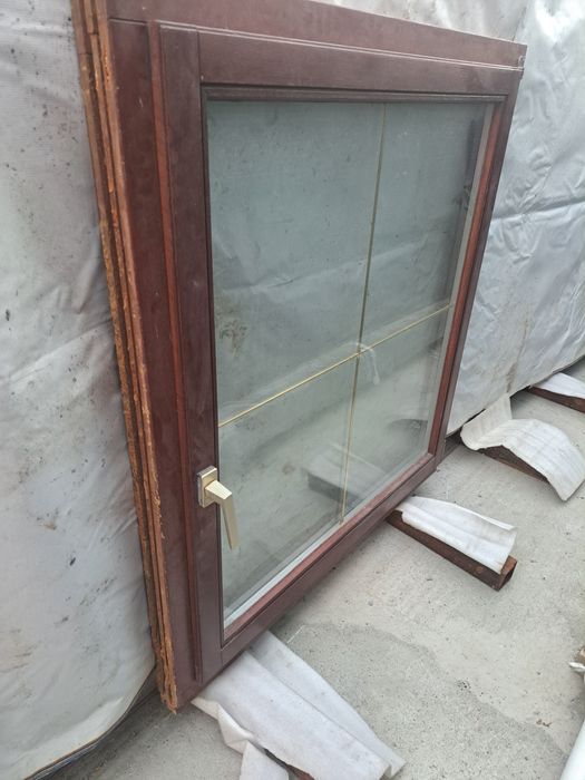 Vând geamuri termopan din lemn masiv AUSTRIA calitate superioară