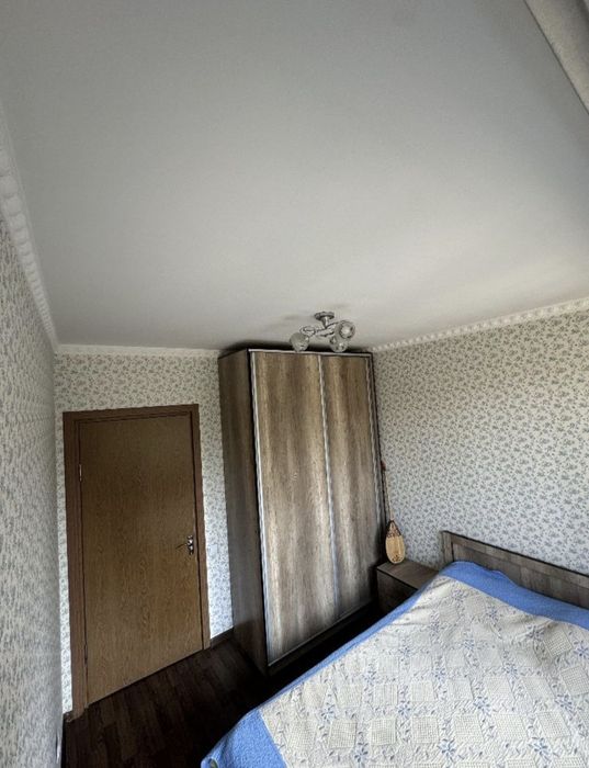 Юнусабад 19 квартал. Продается квартира 2/2/9