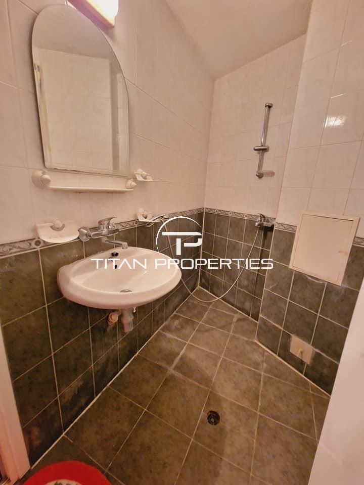 Дава се под наем Двустаен апартамент в Варна, Център - 54 кв.м за 400 € - Снимка #3