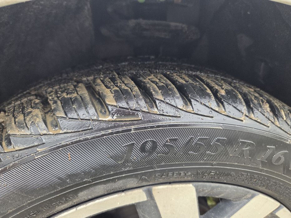 Dacia Logan 2024 automat  76.000km