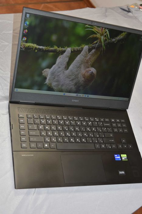 HP Omen i7-13700, 17.3" 144Hz GF RTX 4070 8GB, 32GB DDR5, 1TB SSD NVMe