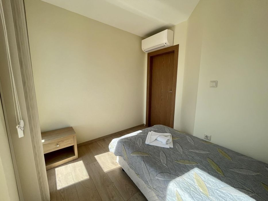 Двуетажна къща, под наем, м-т Ален мак