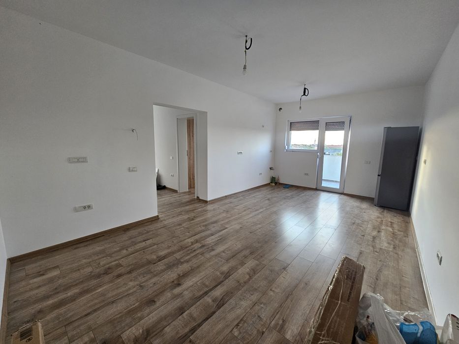 Apartament cu terasa, Giarmata Vii
