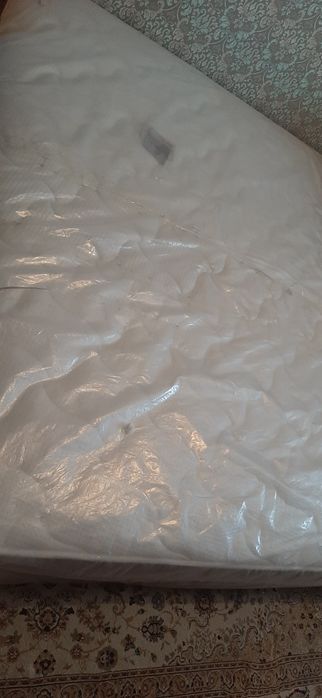 Продам срочно Матрас ортопедический новый в упаковке разм 200×220