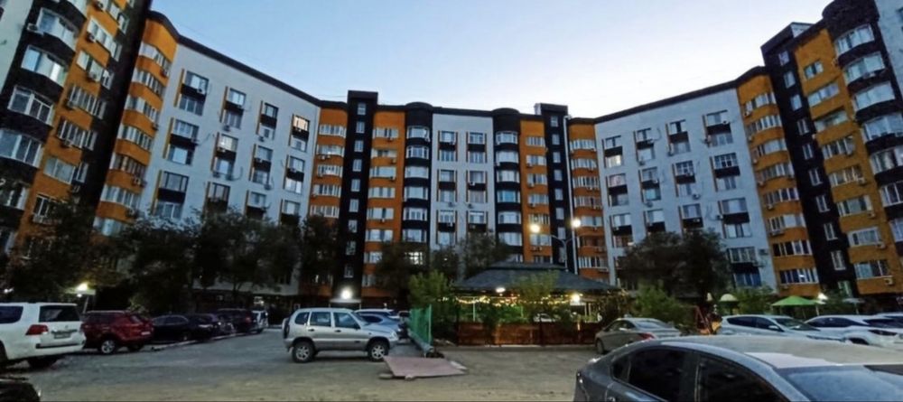 Продается квартира на площади