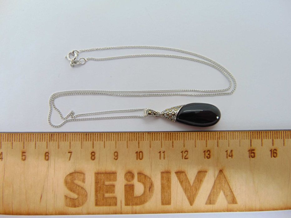 Lant si pandantiv din argint cu onix si marcasite