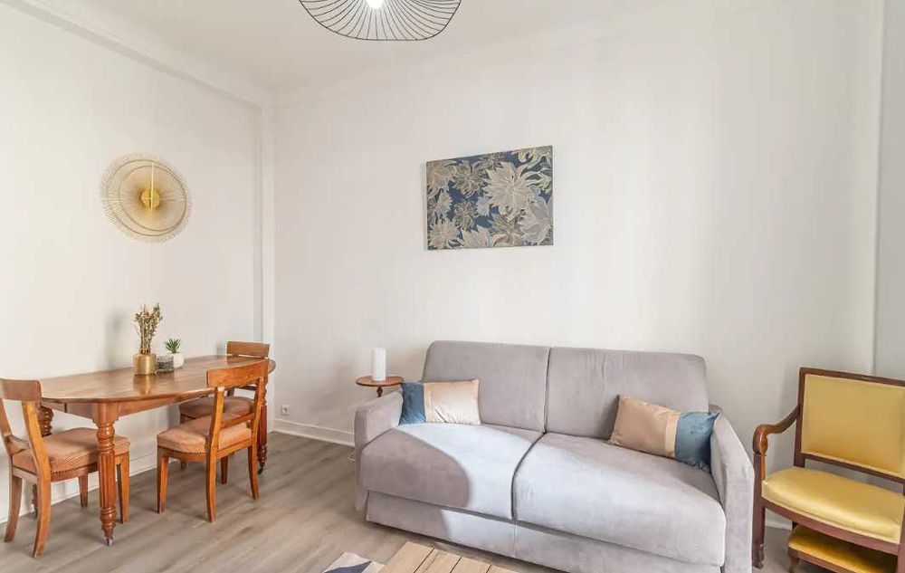 Дава се под наем Двустаен апартамент в Пловдив, Каменица 2 - 79 кв.м за 362.1 € - Снимка #1