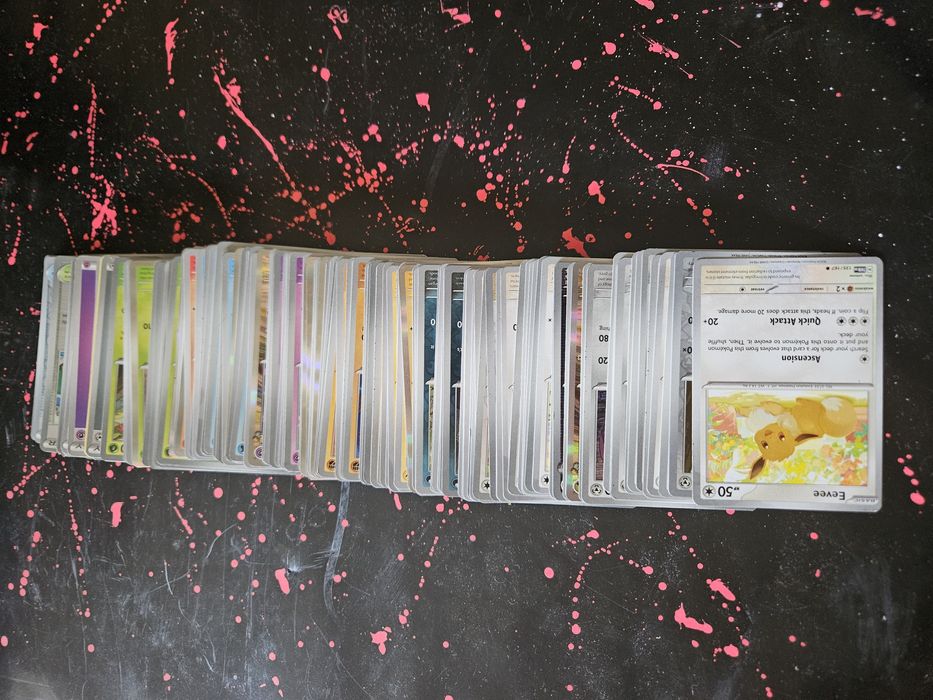 215 Pokemon cards