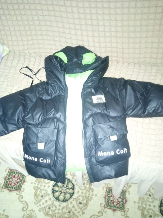 Зимняя детская куртка на 3-4 года