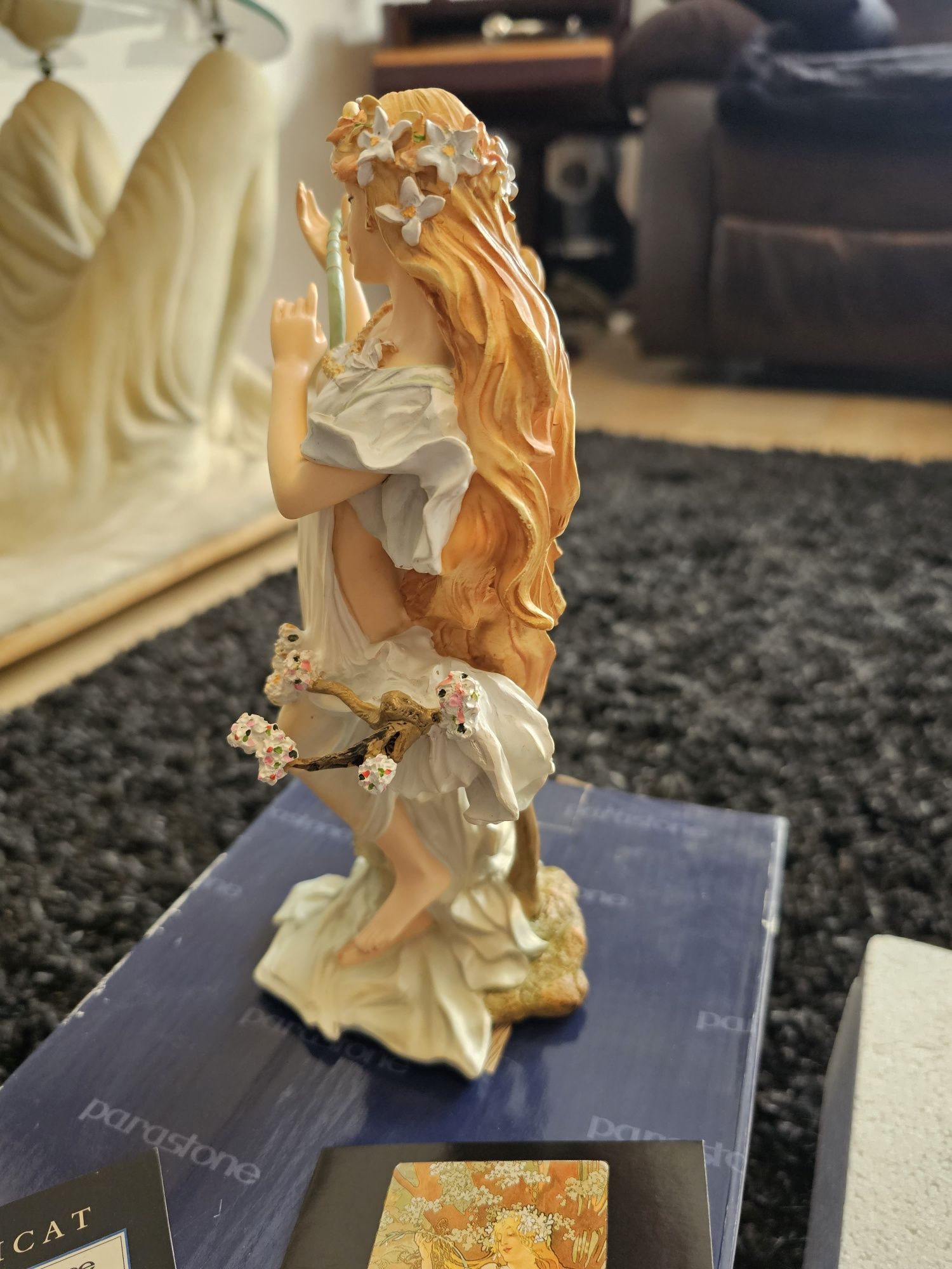 Statueta Mouseion parastone - figurina de colectie