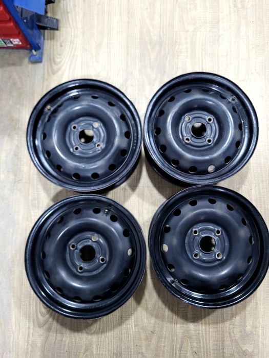 Jentra radnoy qara diskisi satiladi R15lik