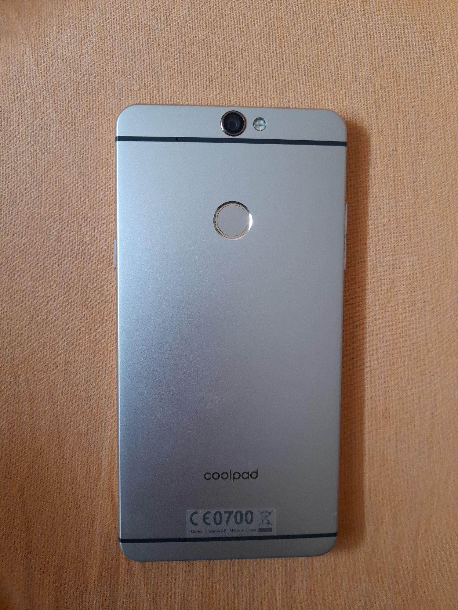 Coolpad A8 Max, 2 смартфона