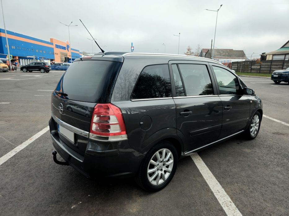Vând Opel Zafira Full
