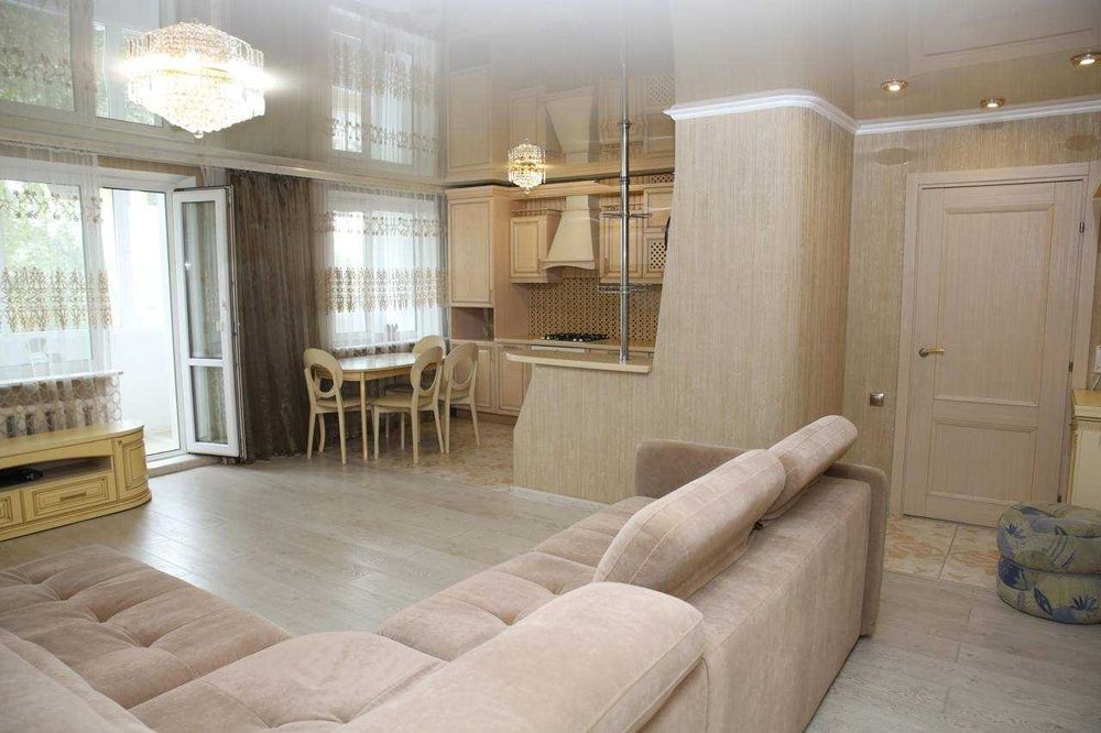 Продам 3 комнатную квартиру улучшенной планировки