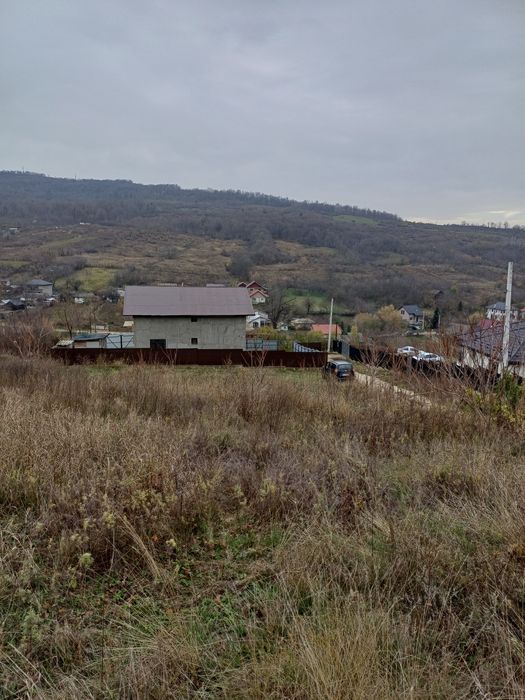 Teren Intravilan,375 mp.Toate utilitatile.