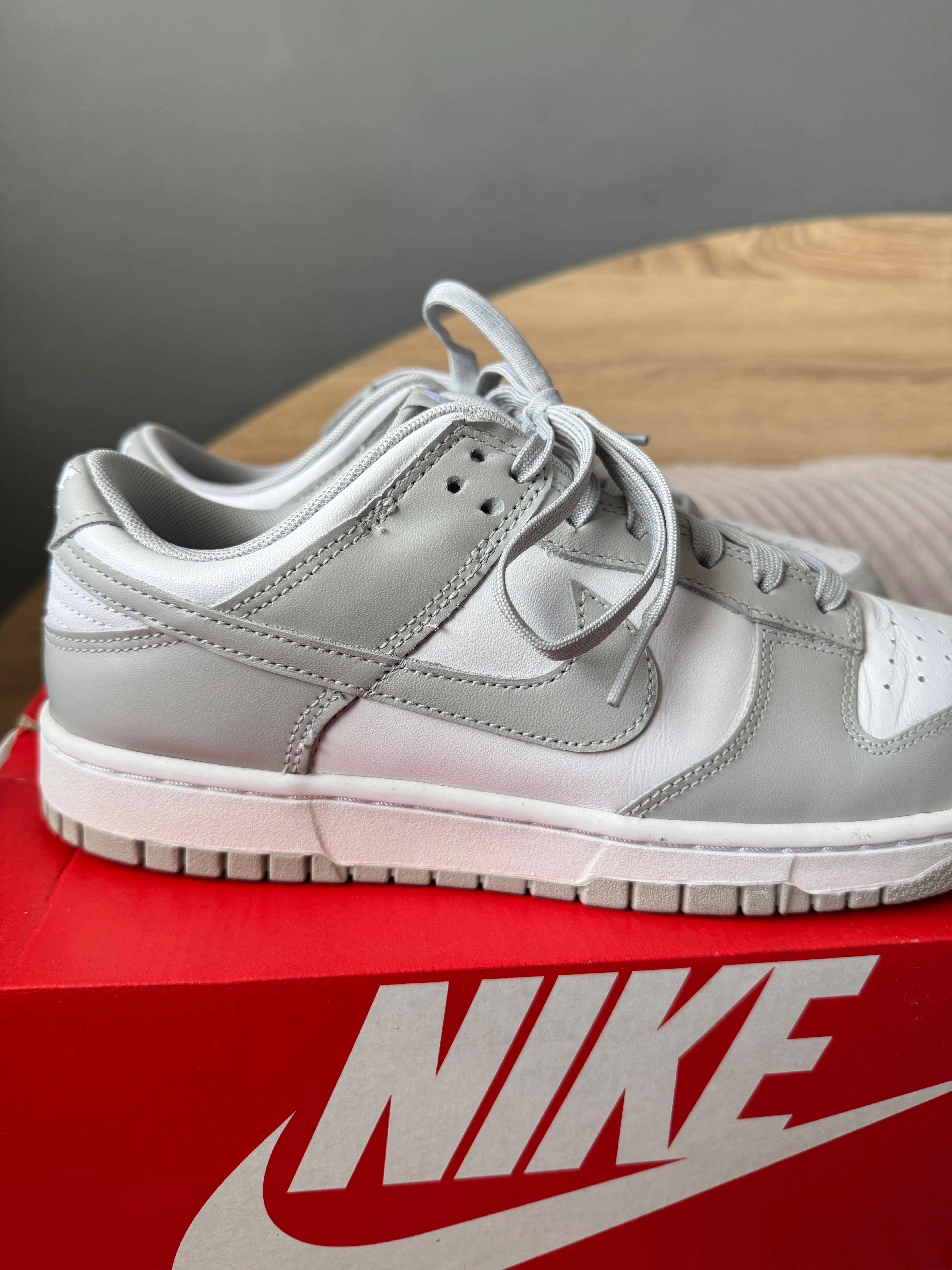 Nike Dunk Low маратонки