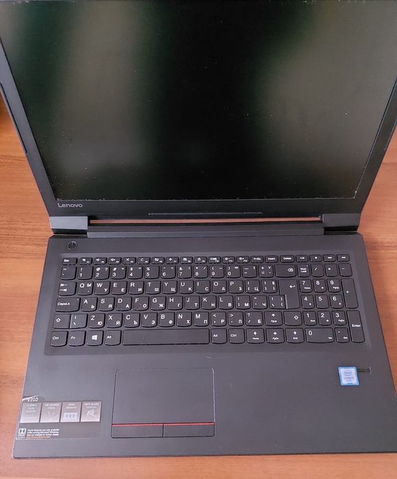 Продавам лаптоп Lenovo V310-15ISK